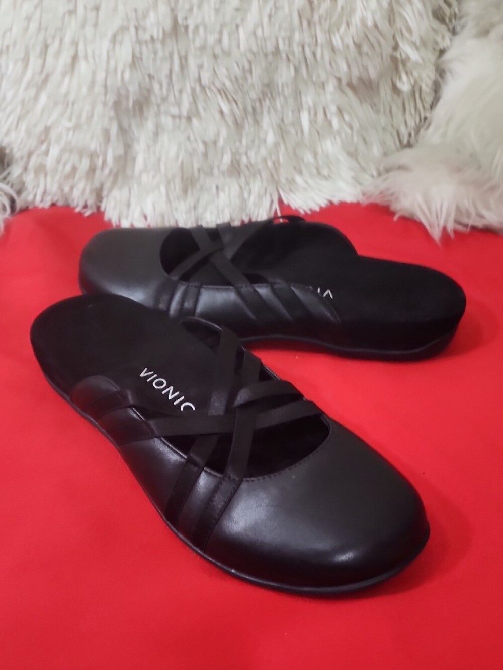Vionic Claire Black Crisscross Slip-On Mules - Picture 5 of 9